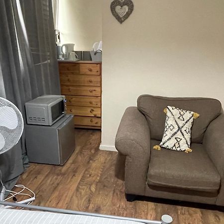 Comfortable Double Room 런던 외부 사진