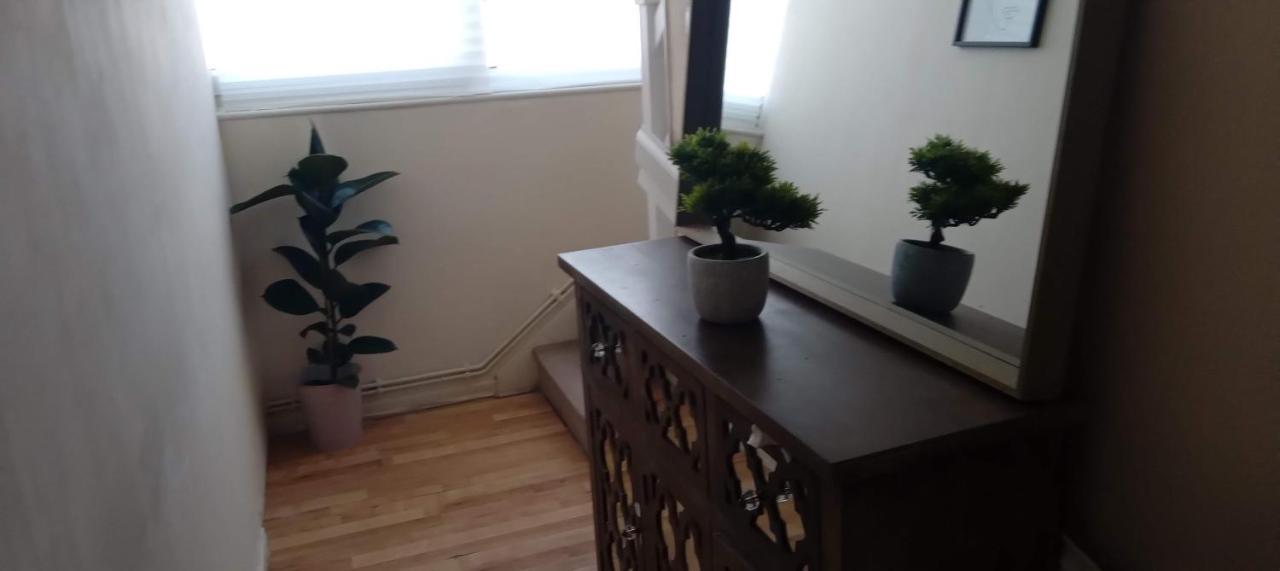 Comfortable Double Room 런던 외부 사진